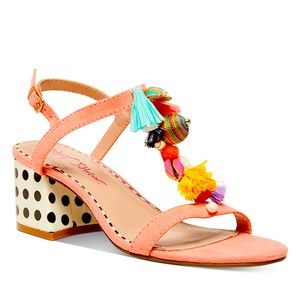 Rare! 💗 Betsey Johnson's Dynah dress sandals